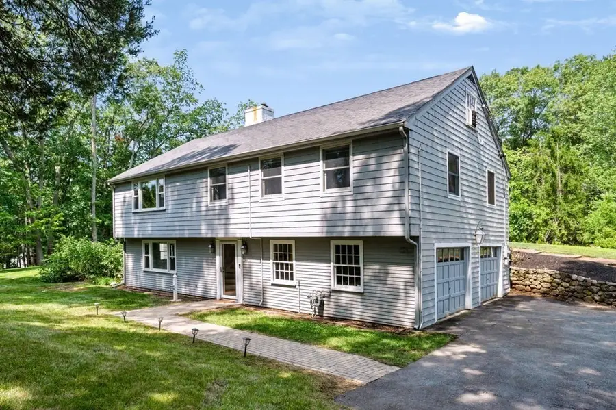 29 Canterbury Hill Rd, Topsfield, MA 01983 - #2