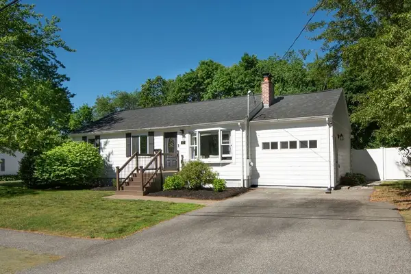 57 Marks St, Rockland, MA 02370