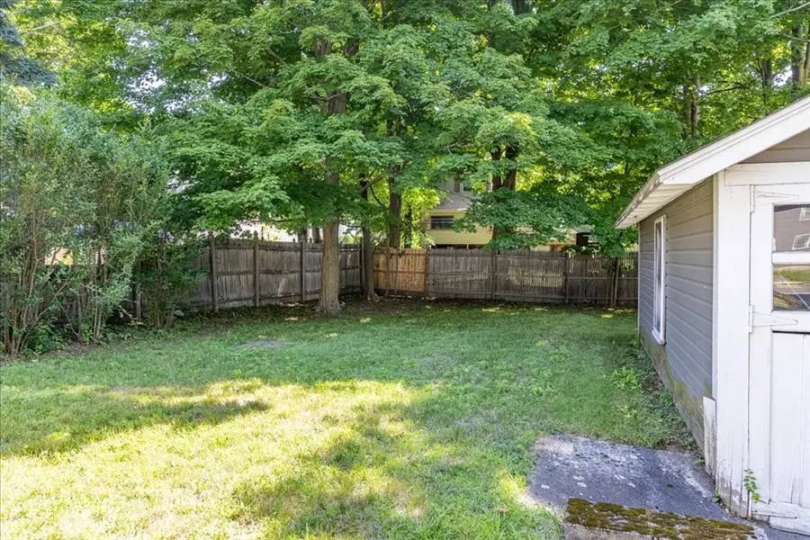 5 Washington St, Stoneham, MA 02180 - #3