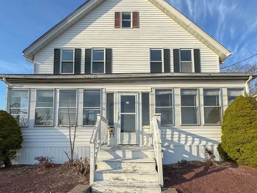 34 Smithfield Rd, Woonsocket, RI 02895 - #2