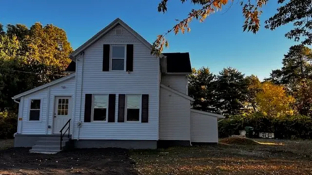81 Mccarthy Ave, Chicopee, MA 01020 - #1