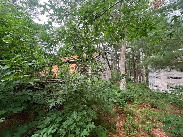 51 Cypress St, Plymouth, MA 02360