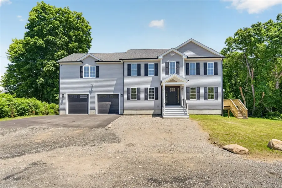 44 Slade St, Dartmouth, MA 02747 - #3