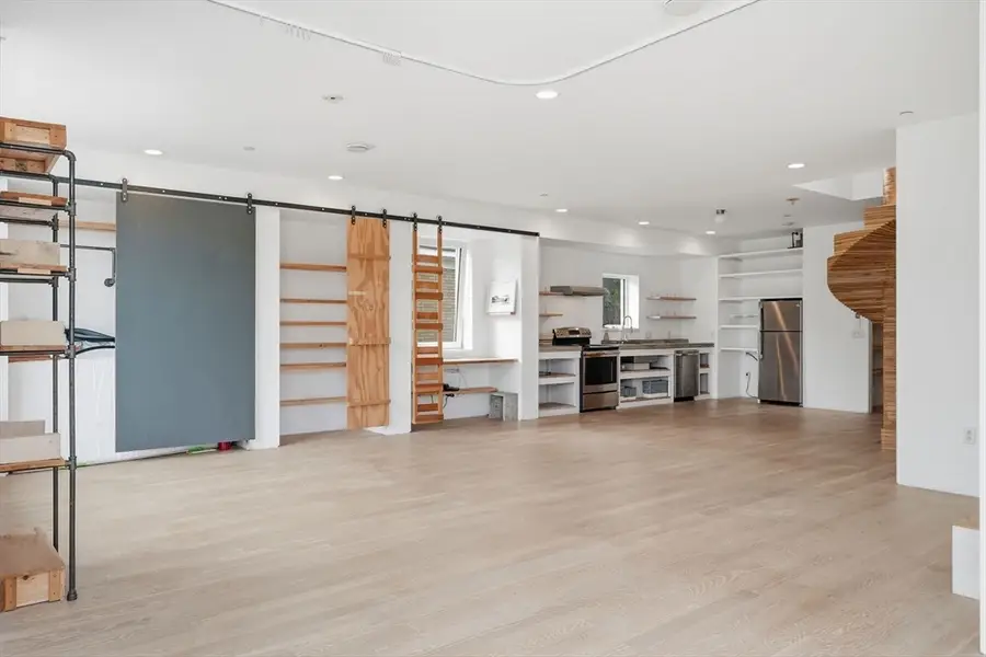21 Lamartine St #3, Boston, MA 02130 - #2