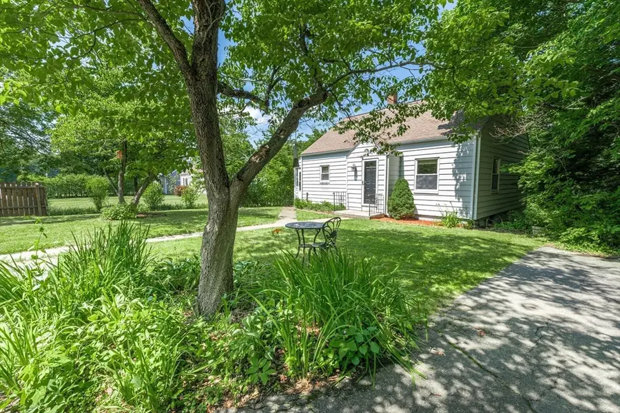 152 Southbridge Rd, Dudley, MA 01571 - #2