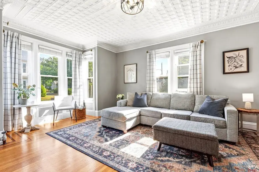 36 Leonard St, North Attleboro, MA 02760 - #2