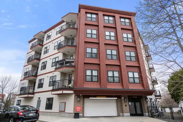 18 Johnson Ave #18-3, Quincy, MA 02169