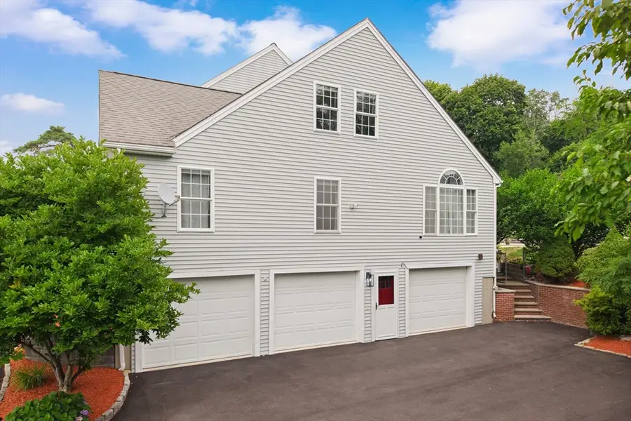 24 Sheridan Ln, Tewksbury, MA 01876 - #2