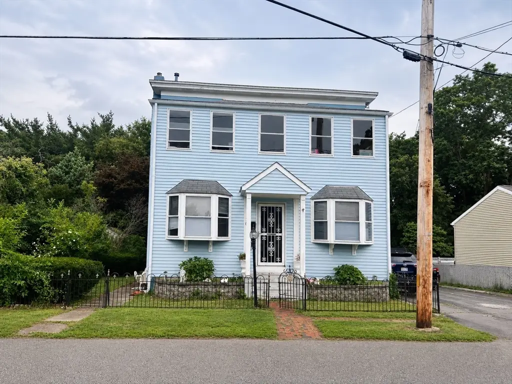 30 California Ave, Bellingham, MA 02019 - #1