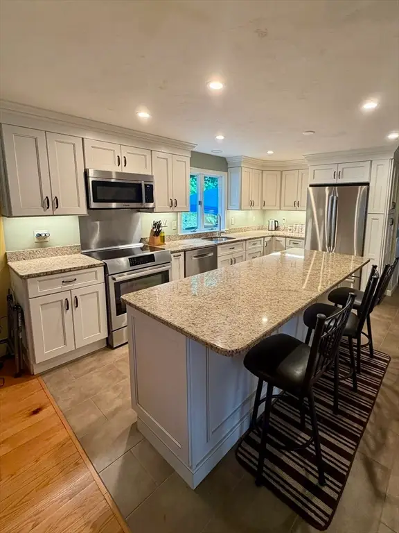 450 Lancaster Ave, Lunenburg, MA 01431 - #2