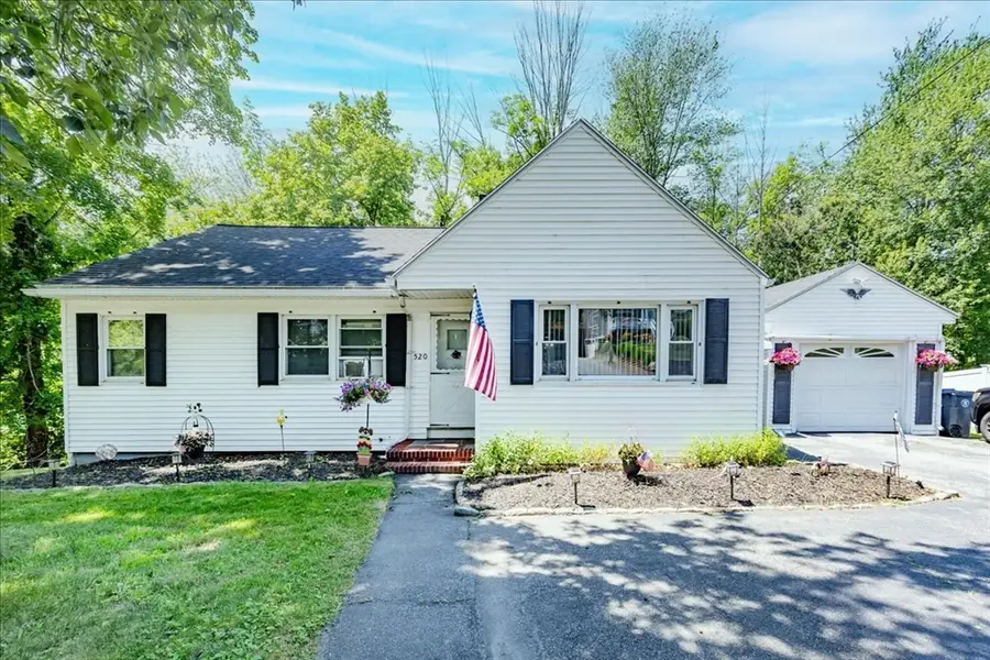 520 Jackson St, Methuen, MA 01844 - #2