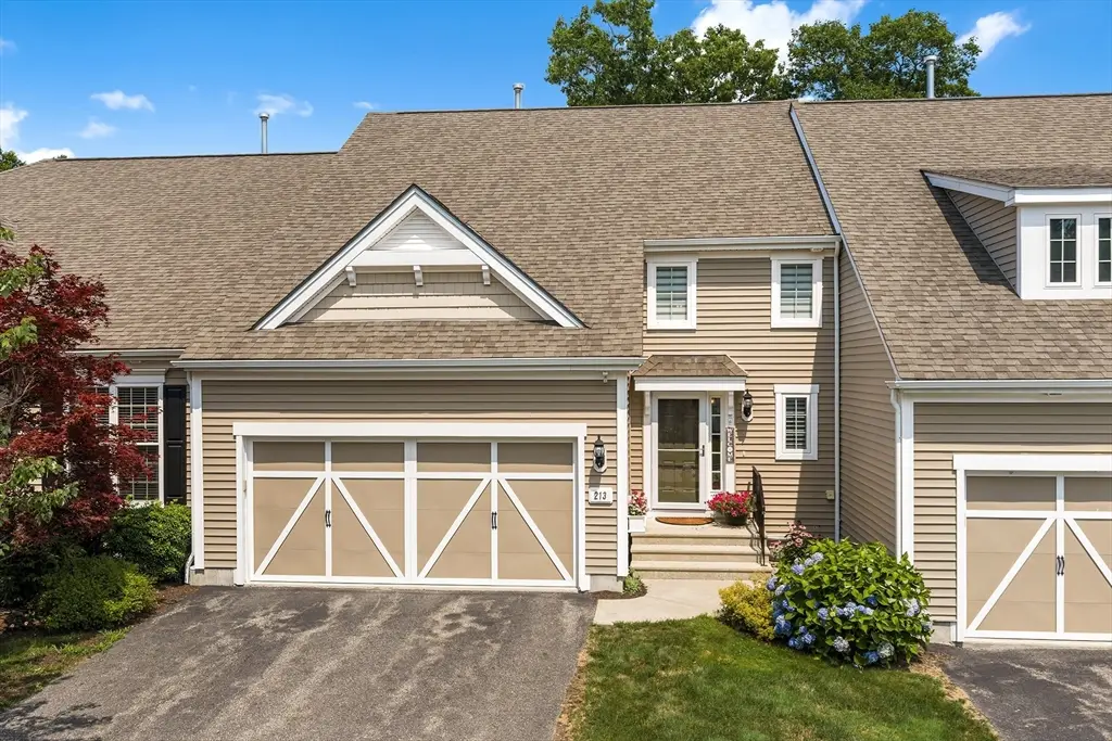 213 Sand Trap Ct #213, Northbridge, MA 01534 - #1
