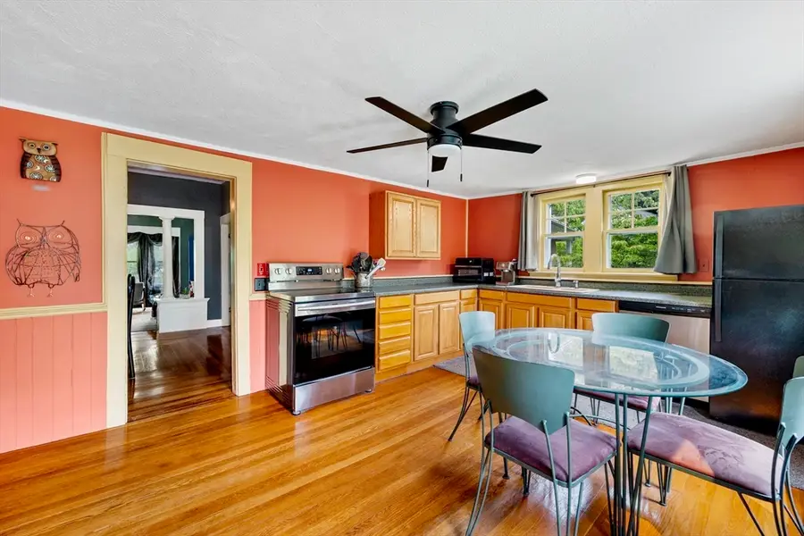 26 Eddy St, Ware, MA 01082 - #3