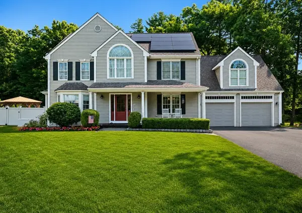 10 Lanes End, Stoughton, MA 02072
