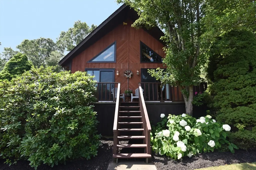127 Susie, Somerset, MA 02726 - #1