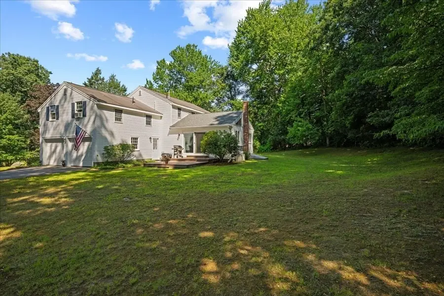 11 Hickory Rd, Southborough, MA 01772 - #3