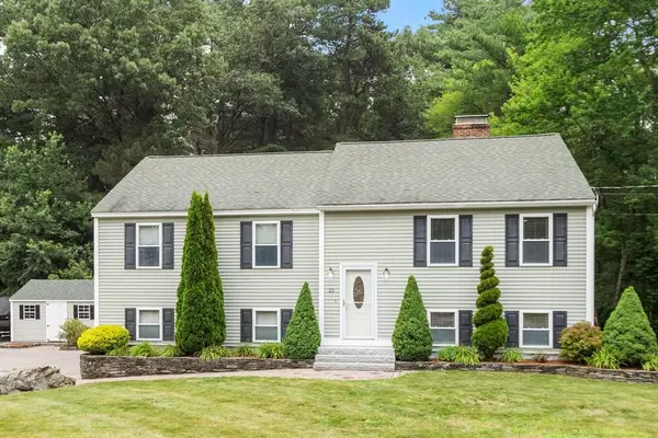 23 Appaloosa Drive, Methuen, MA 01844