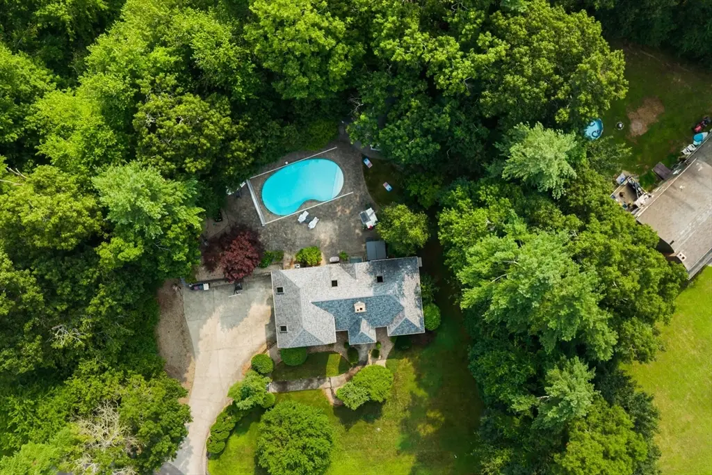 23 Ashley Ln, Acushnet, MA 02743 - #1