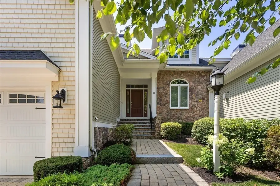 11 Crenshaw Ln #11, Andover, MA 01810 - #3