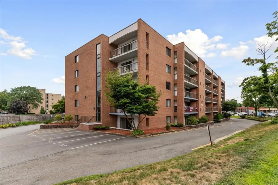 40 Main St #205, Stoneham, MA 02180 - #2