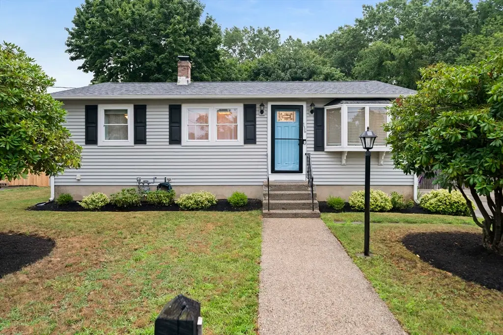 136 Pond Street, Rockland, MA 02370 - #1