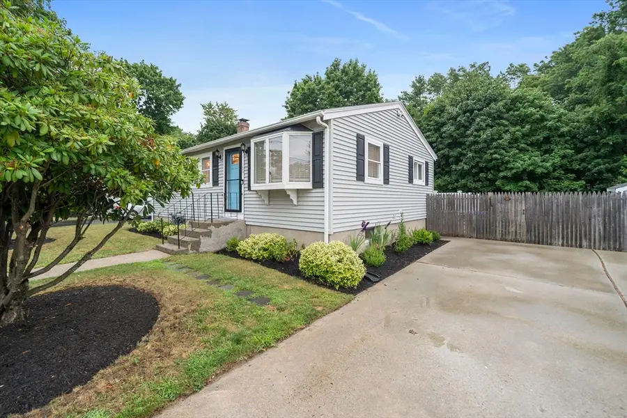 136 Pond Street, Rockland, MA 02370 - #2