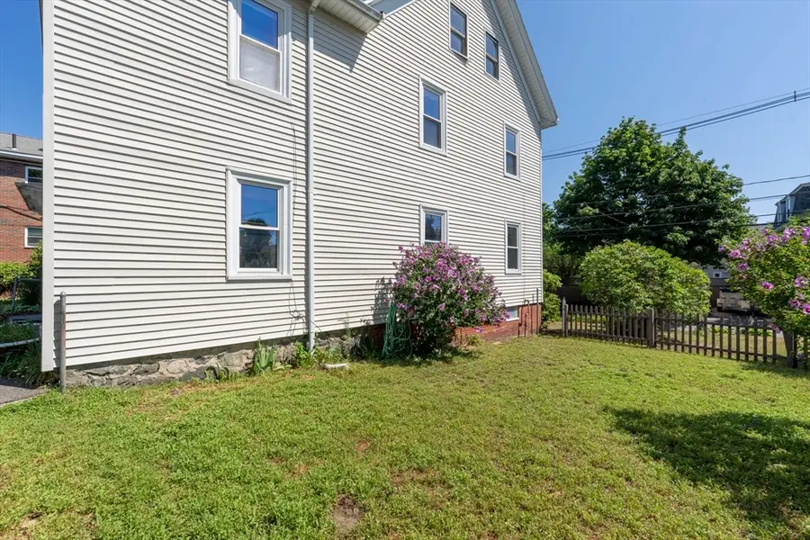 28 Forest St, Arlington, MA 02476 - #3