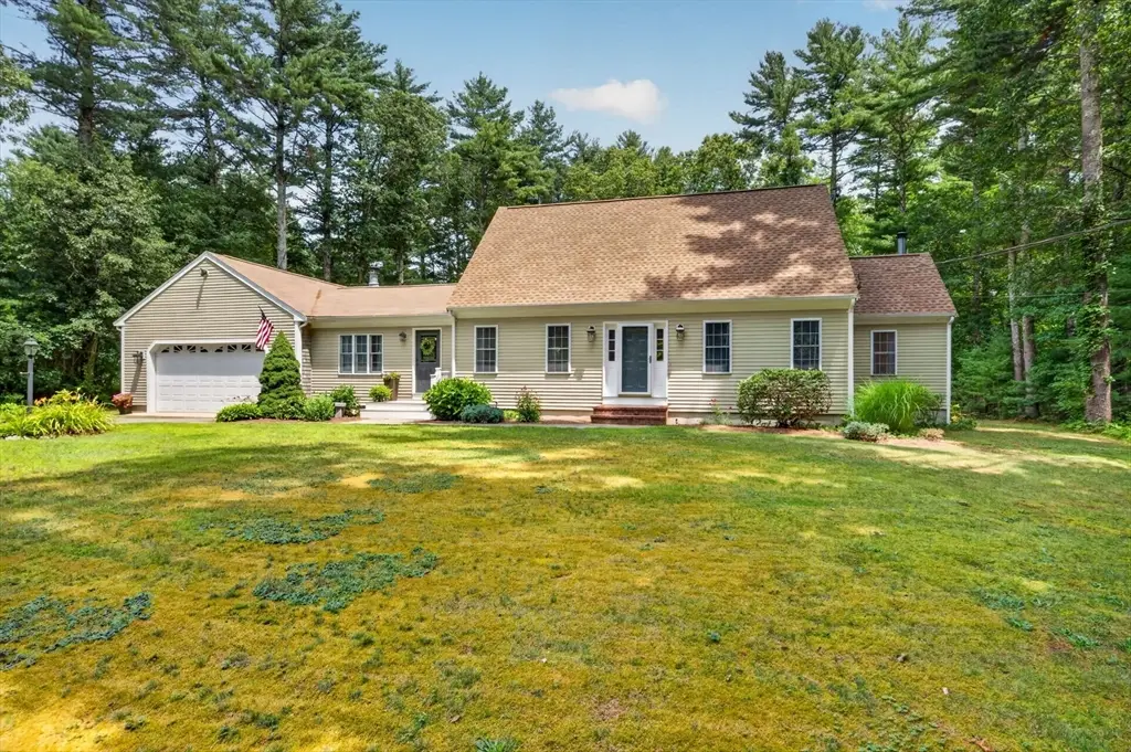 888 Walnut Plain Rd, Rochester, MA 02770 - #1