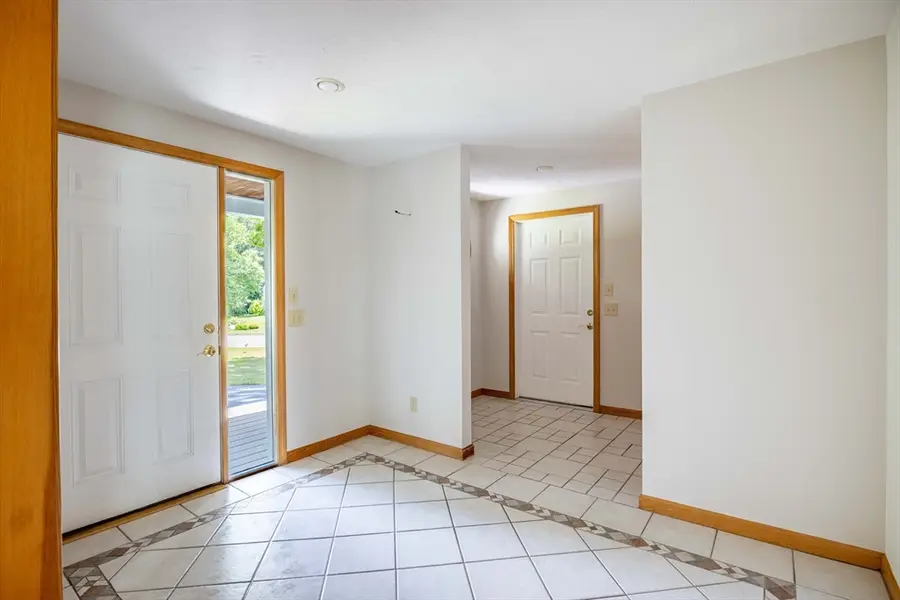 4 Mallard Drive, Medway, MA 02053 - #3