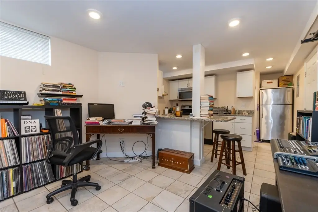 373-375 Broadway #2B, Cambridge, MA 02139 - #1