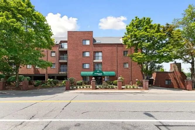 666 Main #211, Winchester, MA 01890 - #1