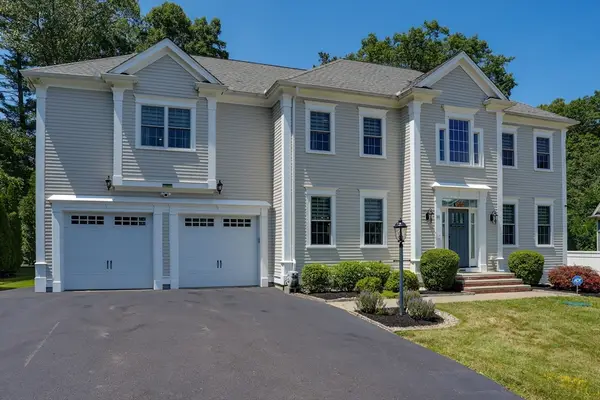 10 Sterling Ct, Northborough, MA 01532
