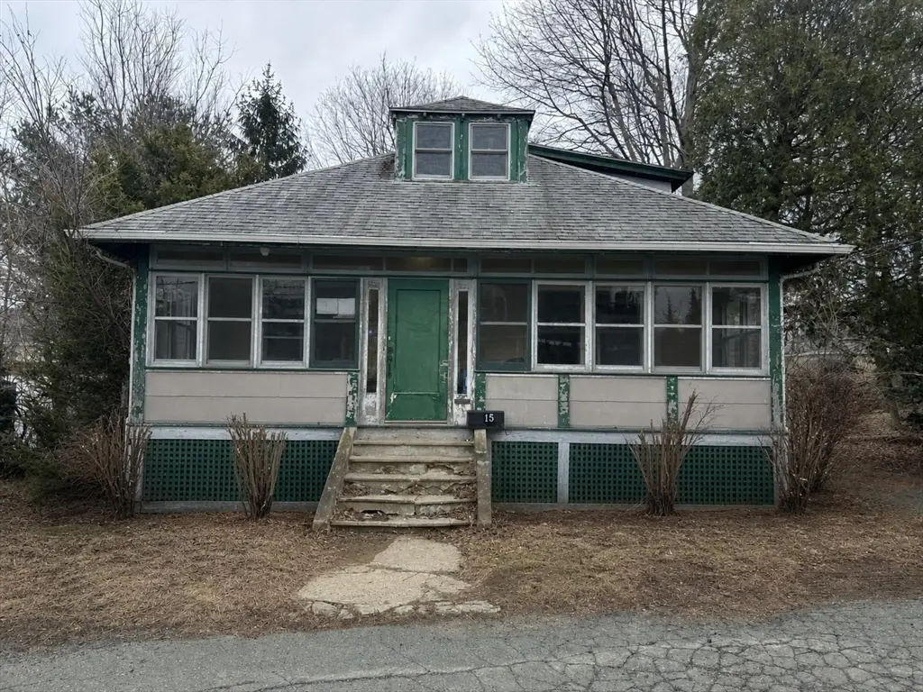 15 Conway St, Beverly, MA 01915 - #1