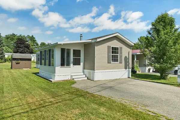 7 First Street, Exeter, NH 03833