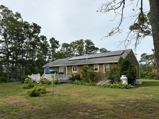 567 Main St, Mashpee, MA 02649 - #3