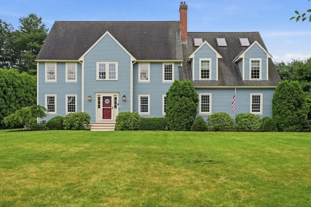 7 Rising Sun Ln, West Bridgewater, MA 02379 - #1