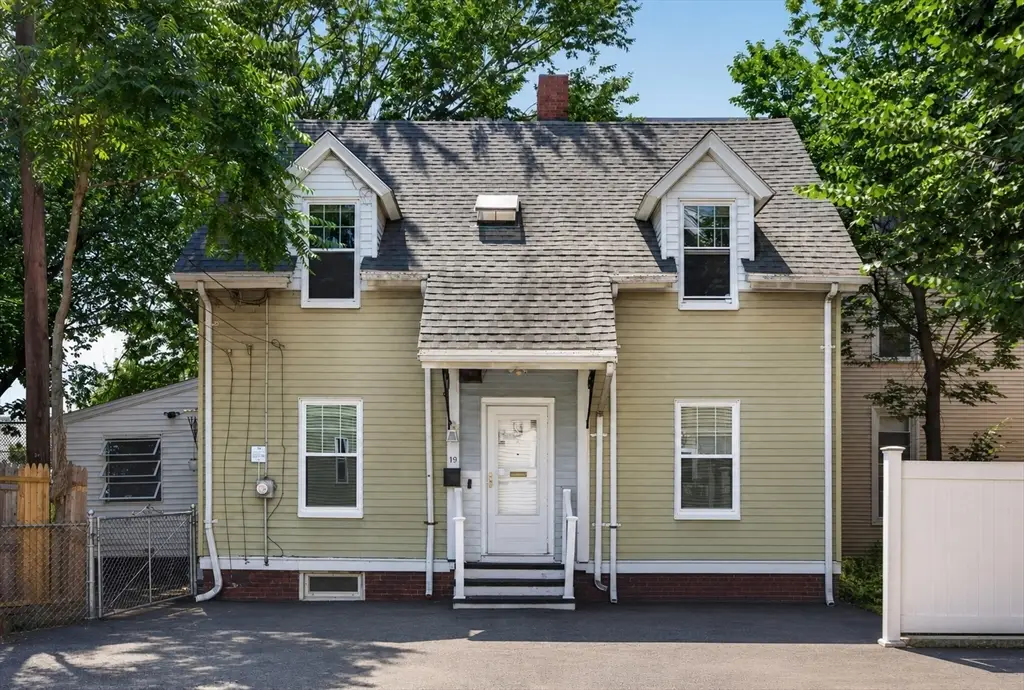 19 Huss Court, Lynn, MA 01905 - #1