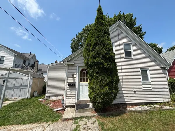 24 Myrtle St, Weymouth, MA 02189