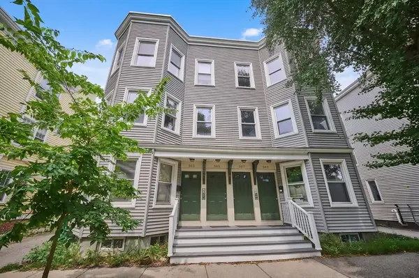 363 Cardinal Medeiros Ave #363, Cambridge, MA 02141