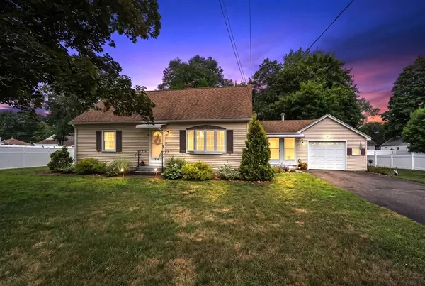 116 Kensington St, Agawam, MA 01030