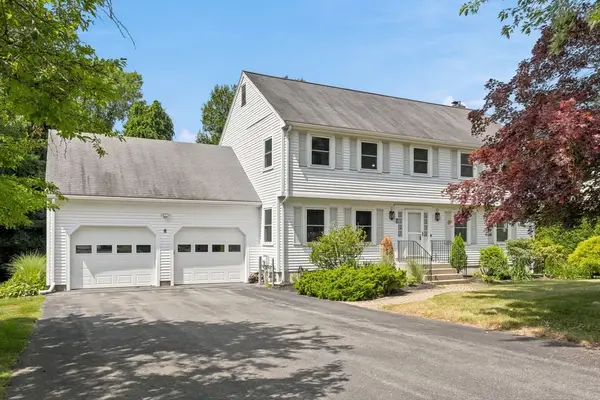 8 Flanagan Drive, Framingham, MA 01701