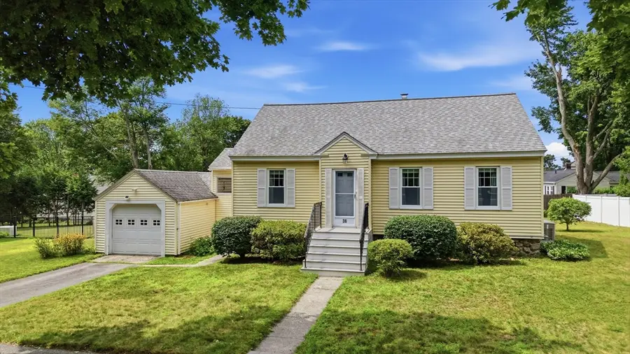 36 Holbrook Rd, North Andover, MA 01845 - #2