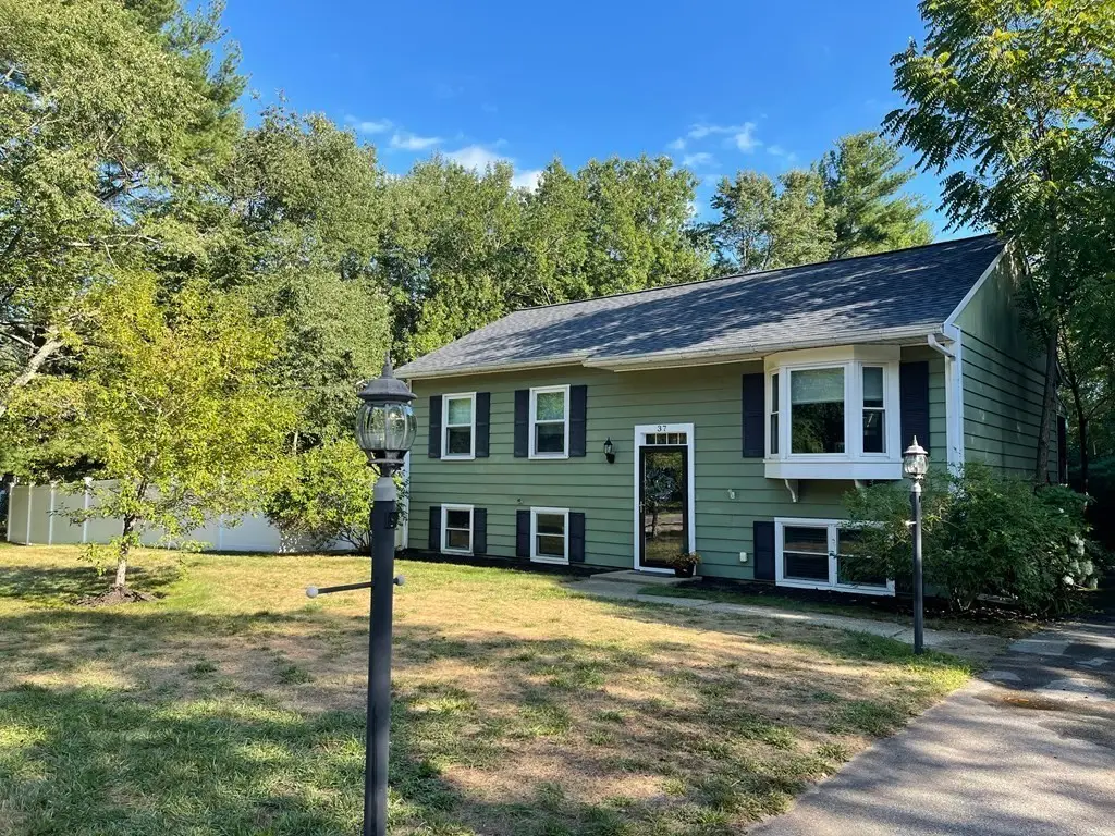 37 Pleasant Street, Pembroke, MA 02359 - #1