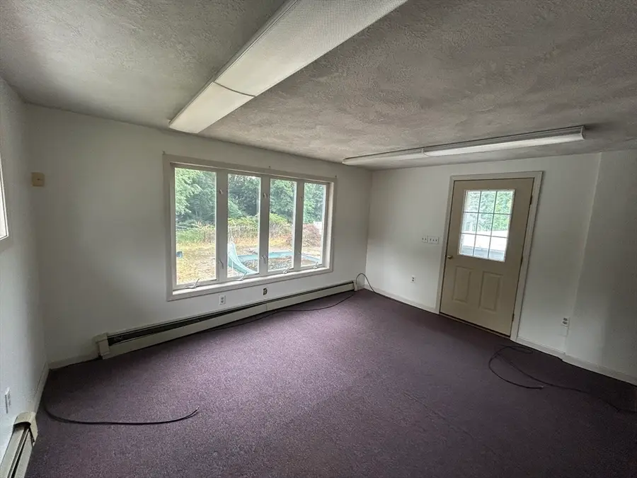 181 Boyce St, Auburn, MA 01501 - #3