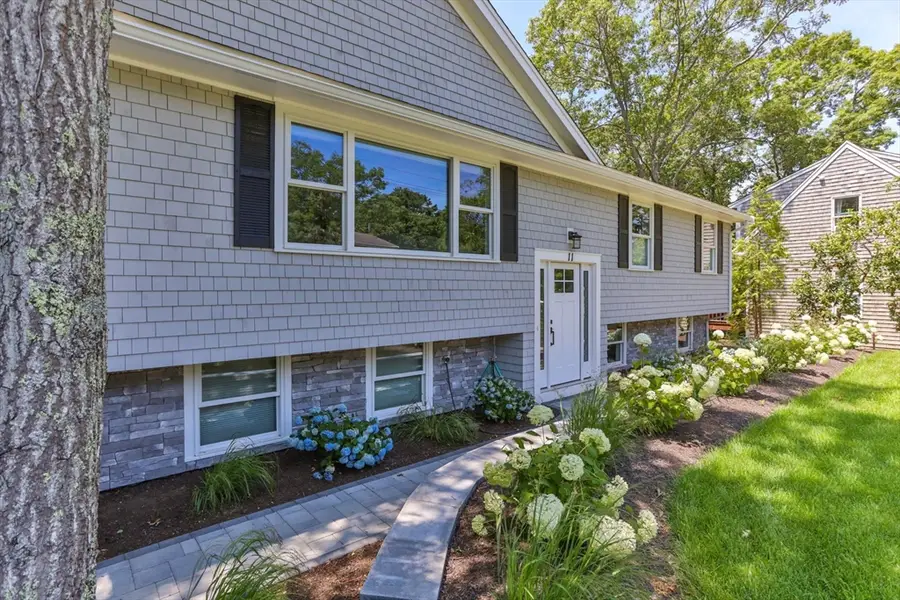 11 Madeline Rd, East Falmouth, MA 02536 - #3