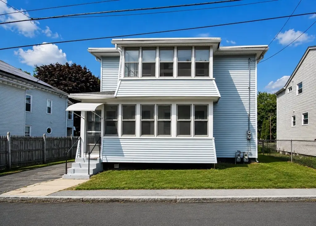 24-26 Pequot St, Springfield, MA 01151 - #1