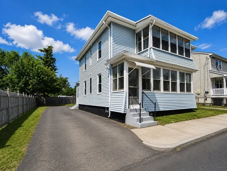 24-26 Pequot St, Springfield, MA 01151 - #2