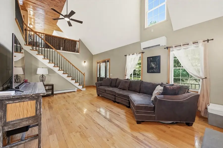 166 Greenville St, Spencer, MA 01562 - #3