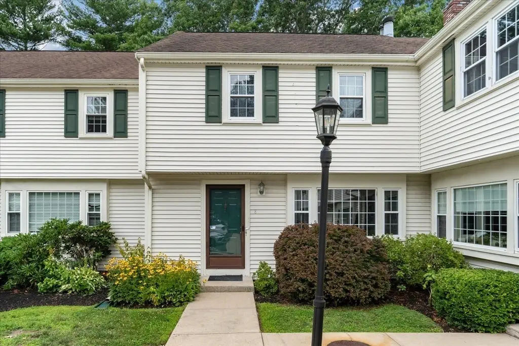 801 Washington St #8, Pembroke, MA 02359 - #1