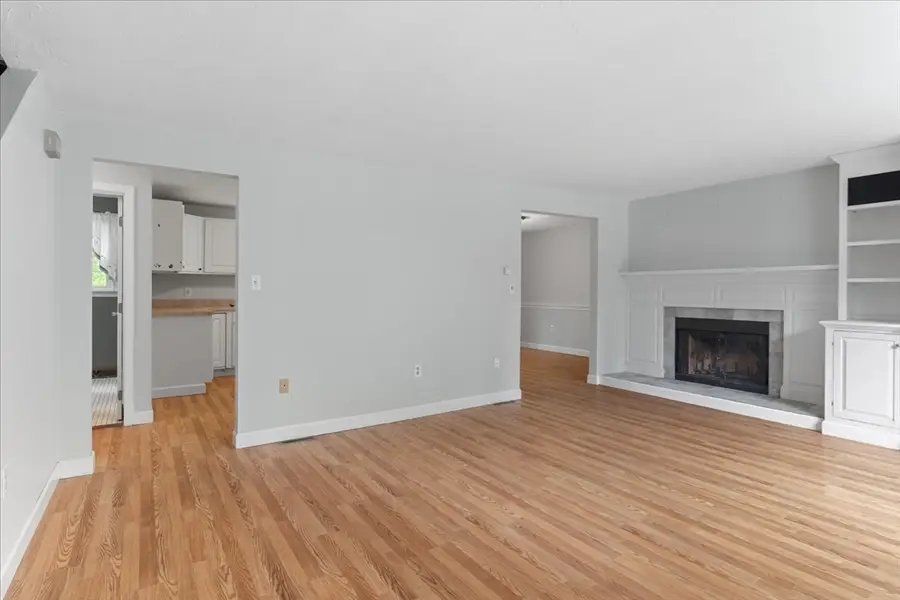 801 Washington St #8, Pembroke, MA 02359 - #3